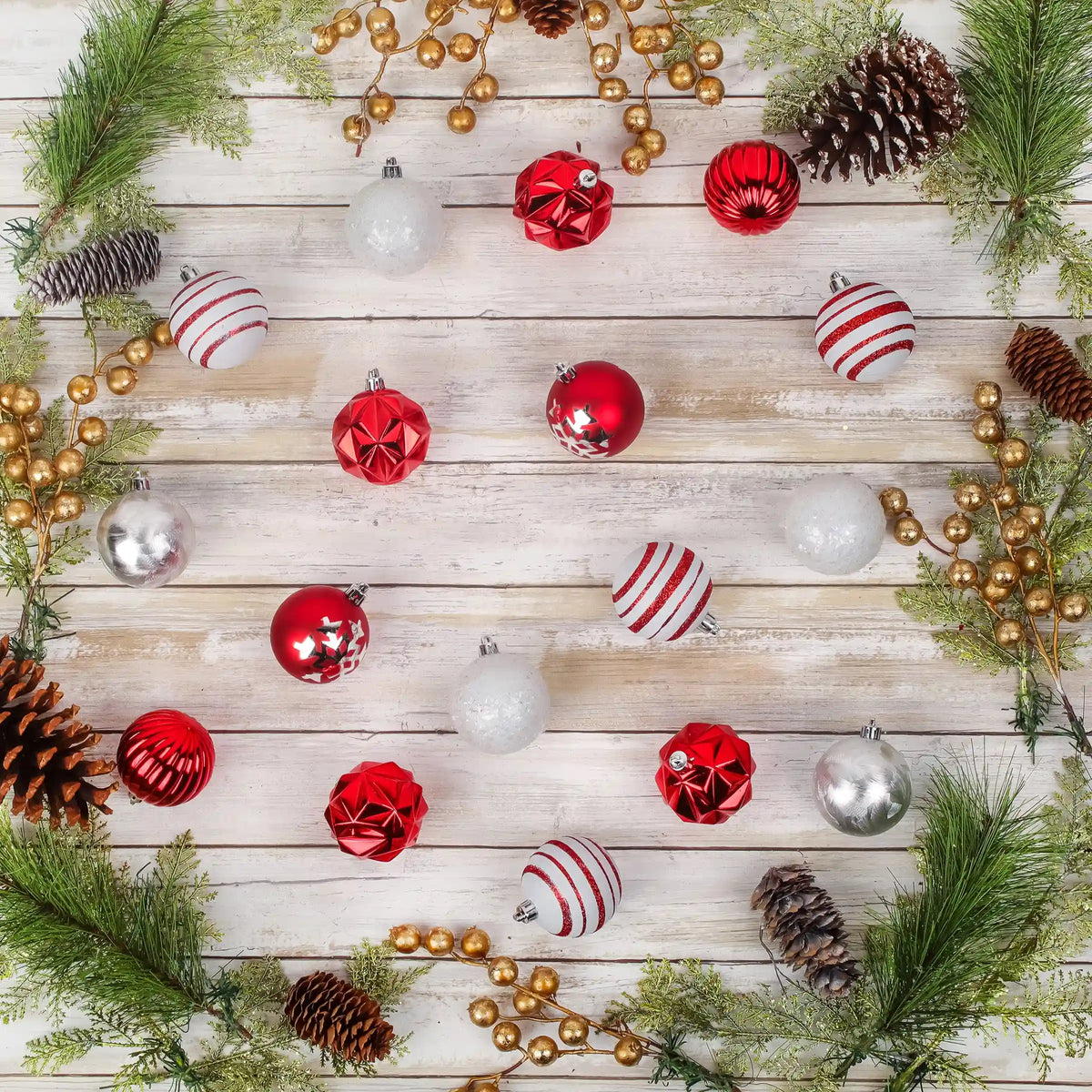 19 in. Red Xmas Ball Decor Set