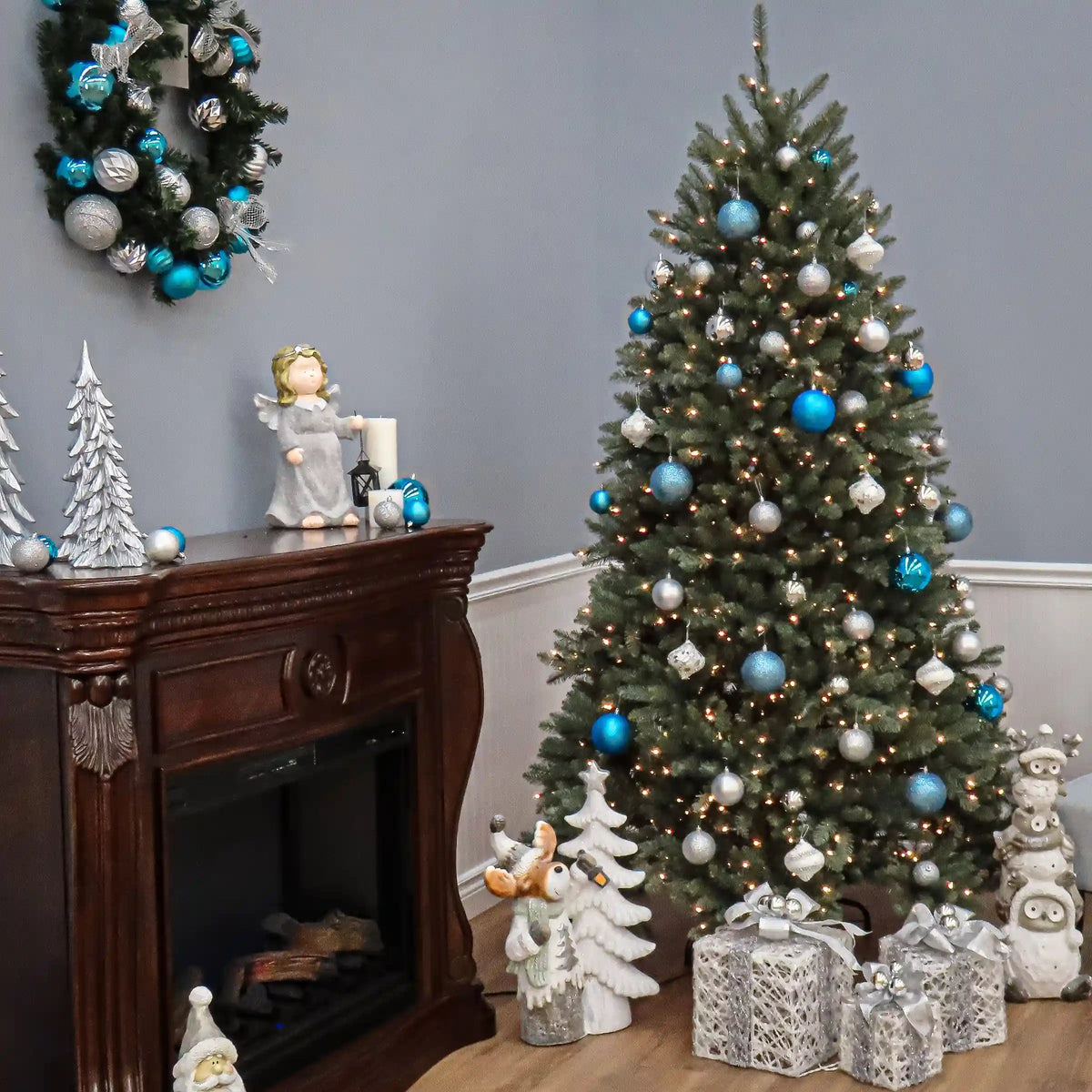7.5 ft. Pre-Lit Dunhill Fir Snowy Blue Tree with Clear Lights, Plug-In