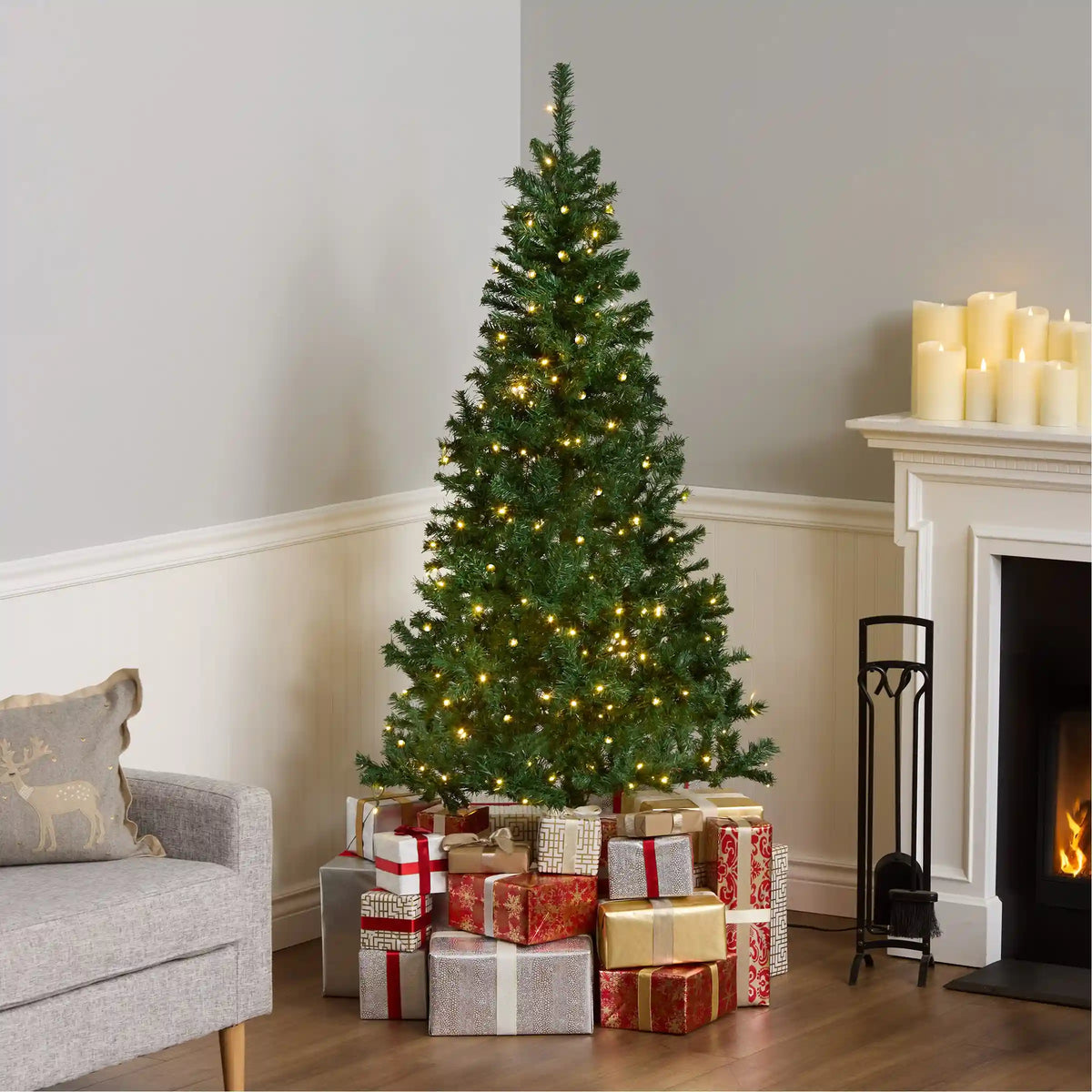 6 ft. Pre-Lit Linden Spruce Tree with Warm White LED Lights