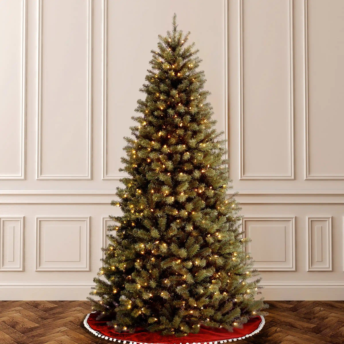 6 ft. Pre-Lit North Valley Spruce Tree with Clear Lights, Plug-In