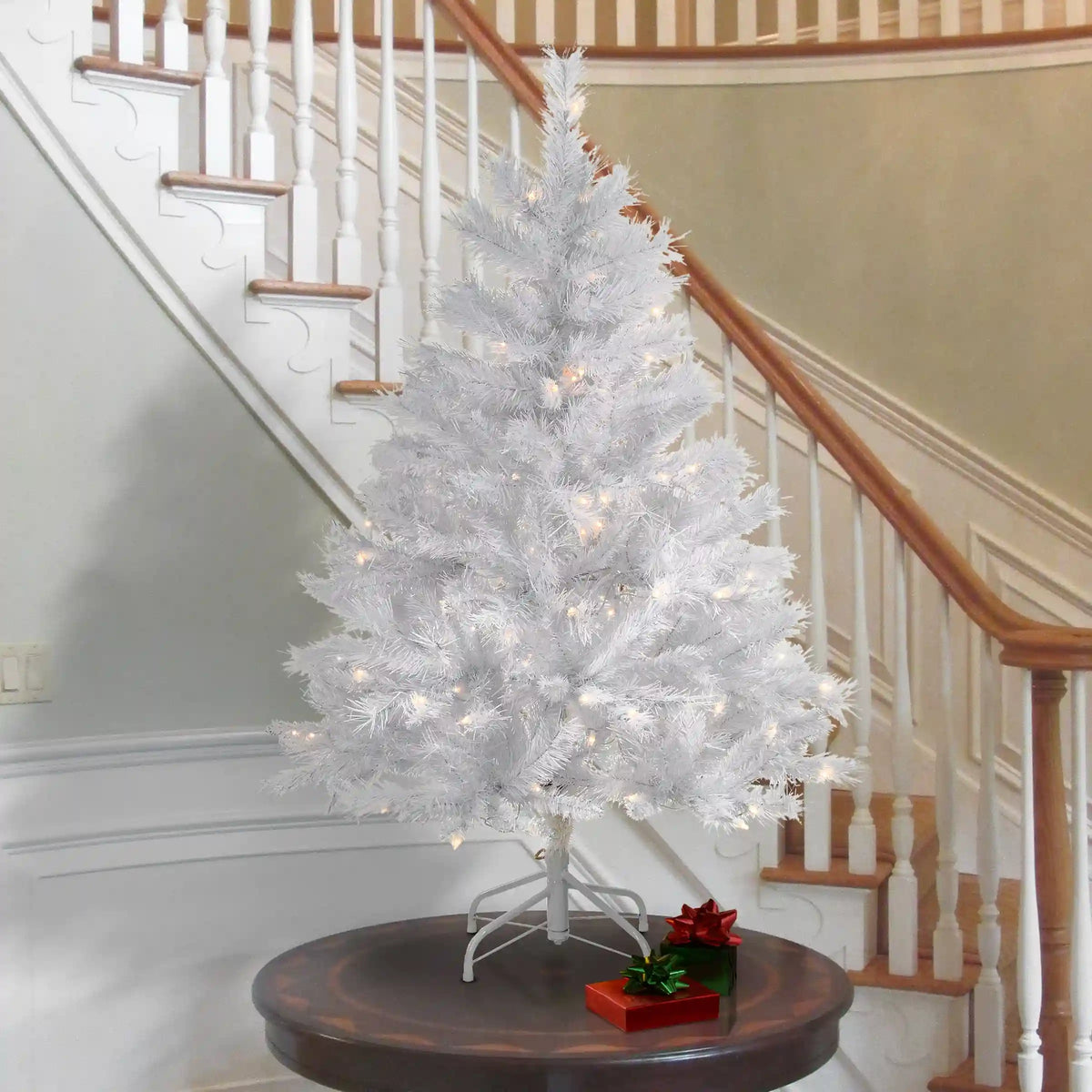 4.5 ft. Pre-Lit Winchester White Pine Tree with Clear Lights, Plug-In